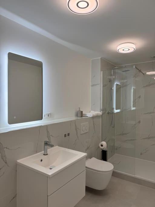 Gemuetliches Apartment, Nur 5 Min Ins Zentrum Apartment *